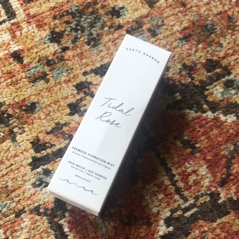 EARTH HARBOR TIDAL ROSE CRYSTAL HYDRATION TONER